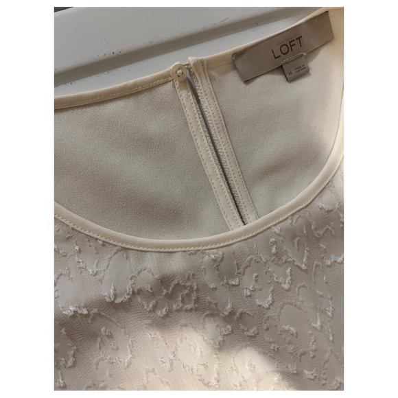 Loft lace camisole/tank top size large. - Picture 5 of 6